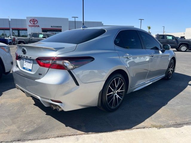 2024 Toyota Camry SE