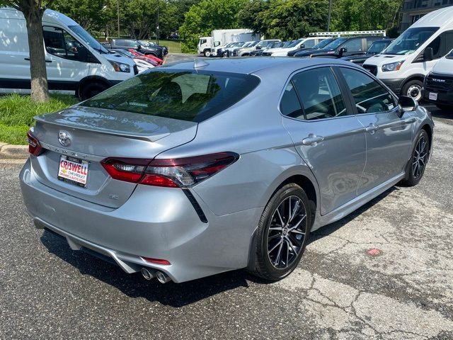 2024 Toyota Camry SE
