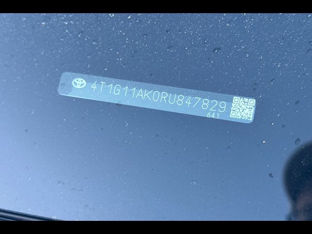 2024 Toyota Camry SE