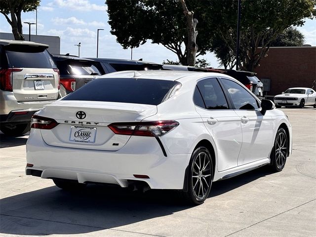 2024 Toyota Camry SE