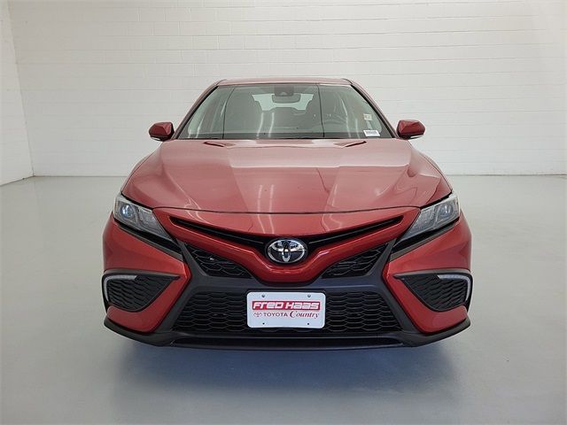 2024 Toyota Camry SE