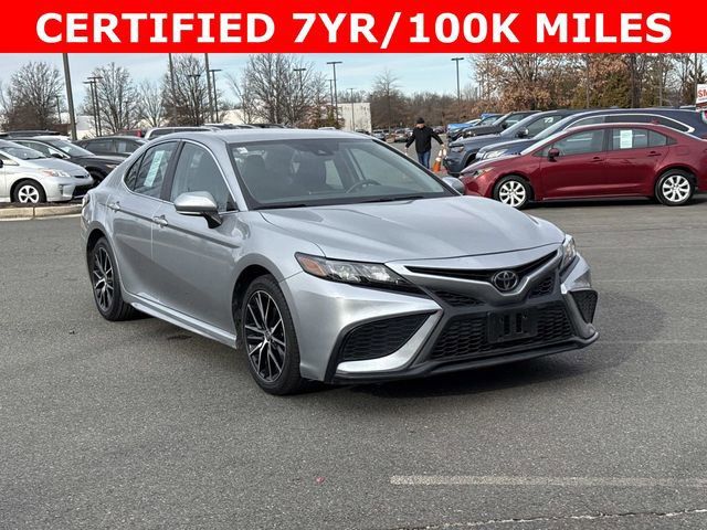 2024 Toyota Camry SE