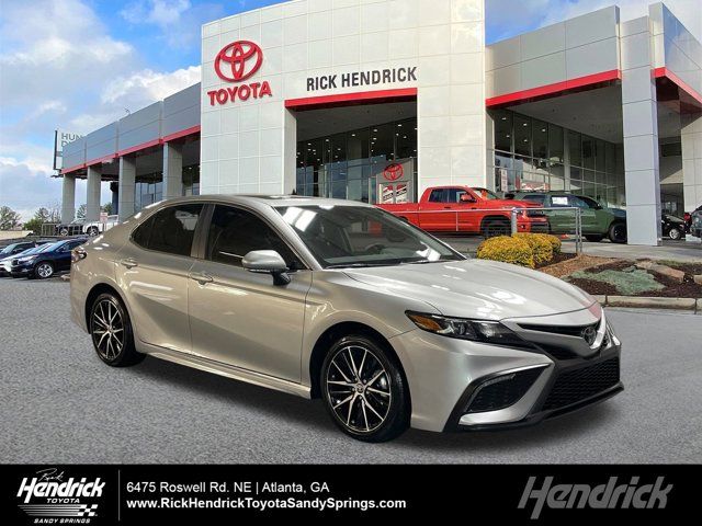 2024 Toyota Camry SE