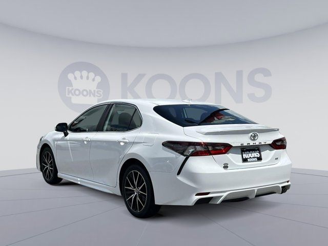 2024 Toyota Camry SE