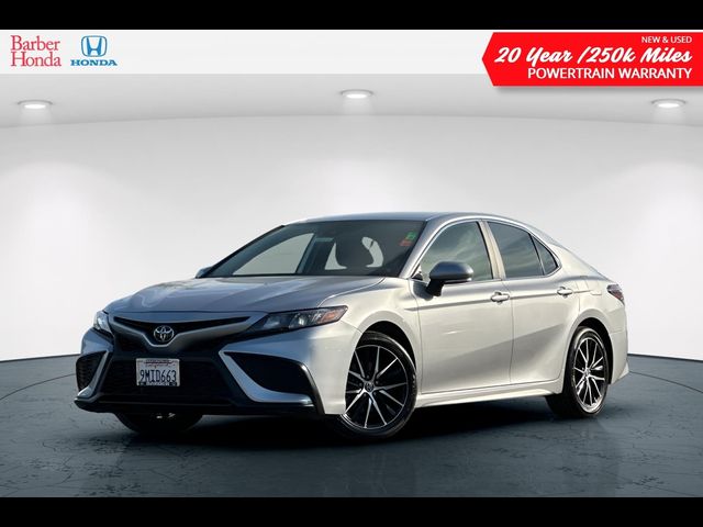 2024 Toyota Camry SE