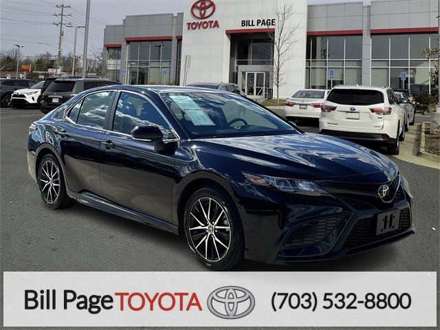 2024 Toyota Camry SE