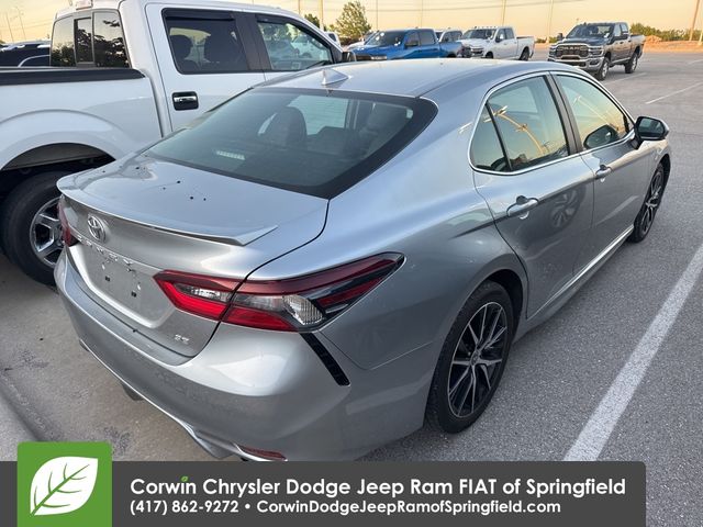 2024 Toyota Camry SE