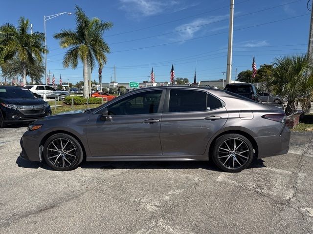 2024 Toyota Camry SE