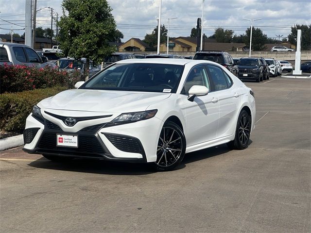 2024 Toyota Camry SE