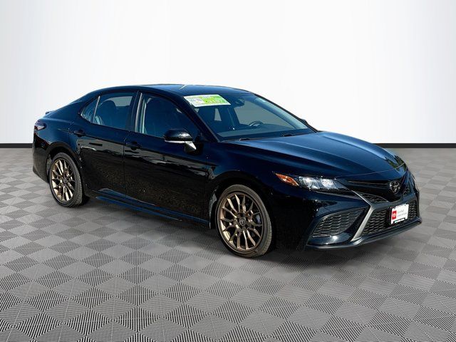 2024 Toyota Camry SE Nightshade