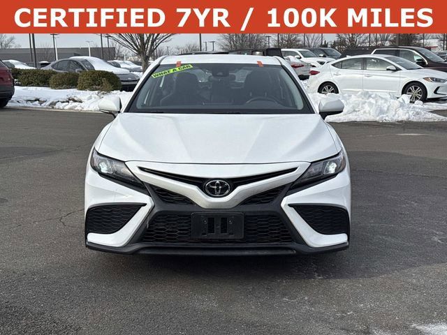 2024 Toyota Camry SE
