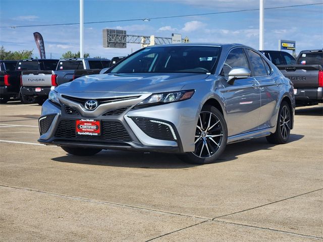 2024 Toyota Camry SE