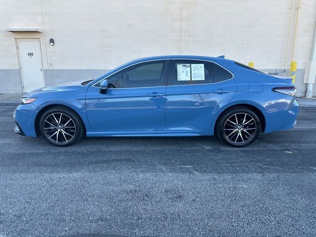 2024 Toyota Camry SE