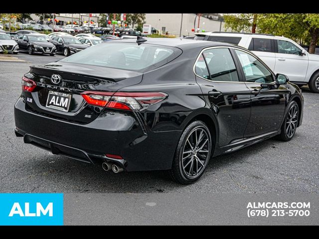 2024 Toyota Camry SE