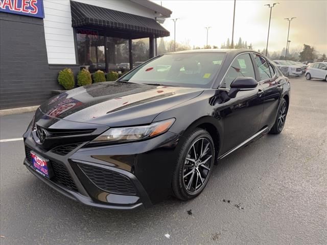 Used 2024 Toyota Camry SE For Sale in Portland, OR | Capital One Auto ...