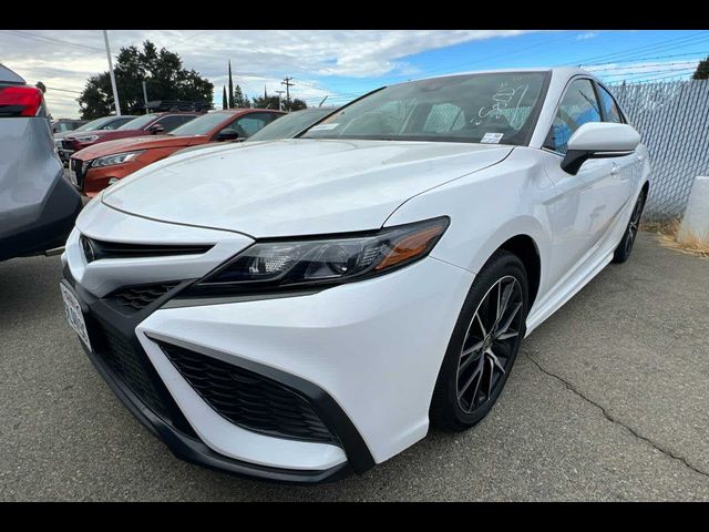 2024 Toyota Camry SE Nightshade