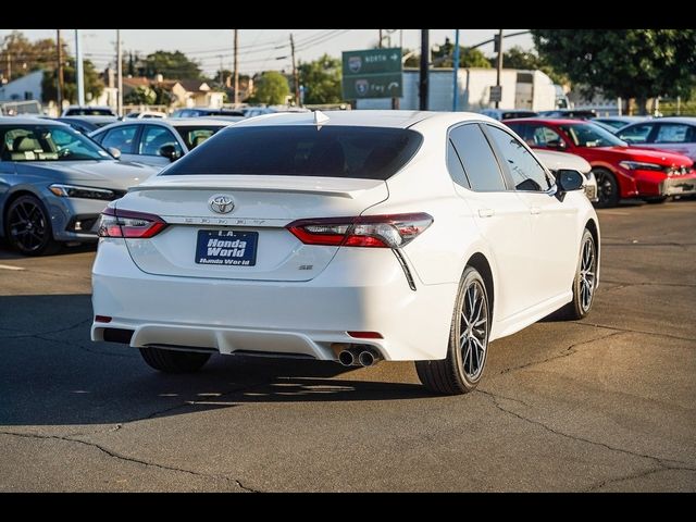 2024 Toyota Camry SE