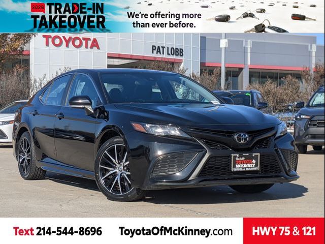 2024 Toyota Camry SE