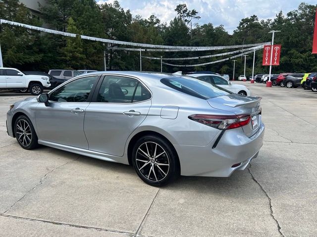 2024 Toyota Camry SE