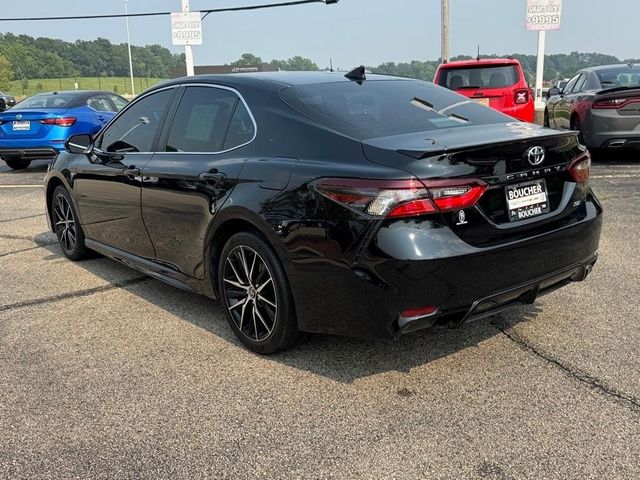 2024 Toyota Camry SE