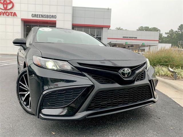 2024 Toyota Camry SE