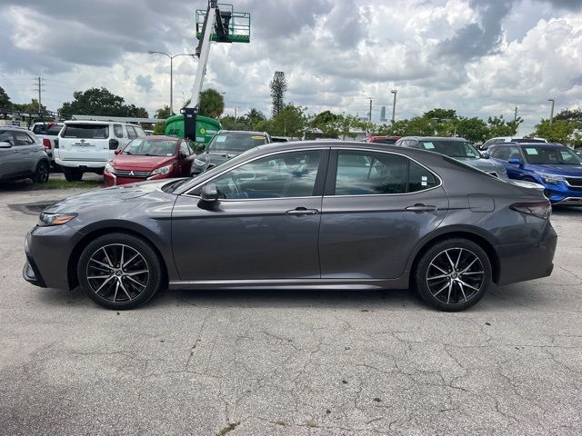 2024 Toyota Camry SE