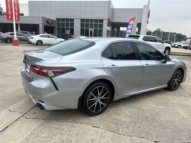 2024 Toyota Camry SE