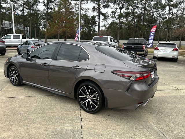 2024 Toyota Camry SE