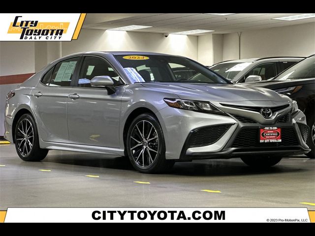 2024 Toyota Camry SE