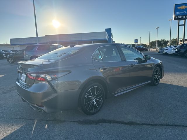 2024 Toyota Camry SE