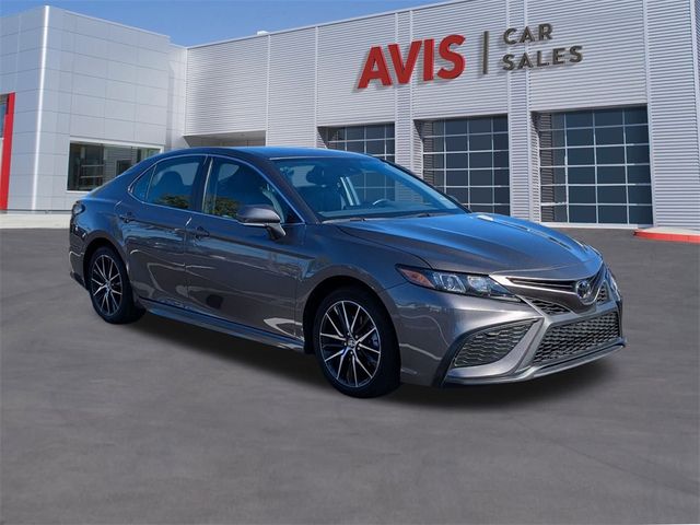 2024 Toyota Camry SE