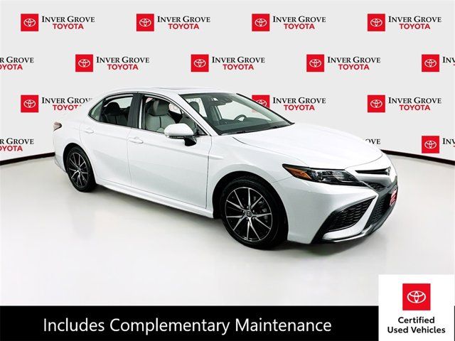 2024 Toyota Camry SE Nightshade