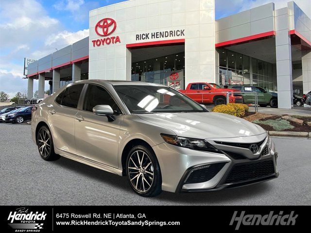 2024 Toyota Camry SE