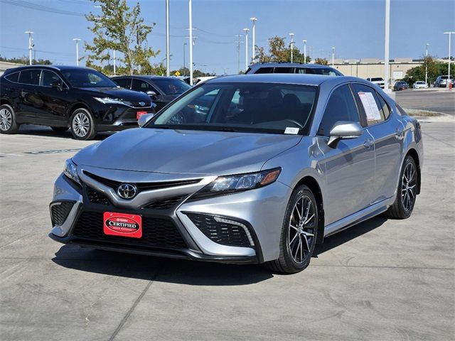 2024 Toyota Camry SE