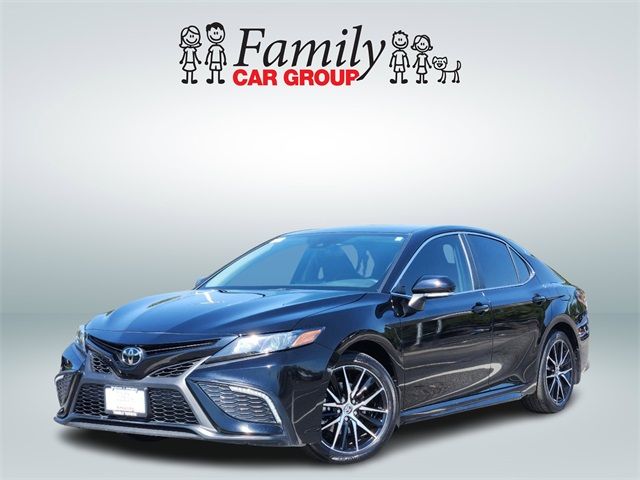 2024 Toyota Camry SE