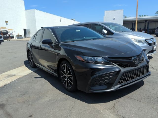 2024 Toyota Camry SE