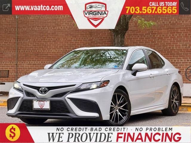 2024 Toyota Camry SE