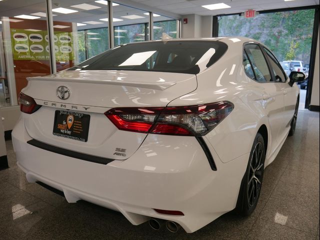 2024 Toyota Camry SE