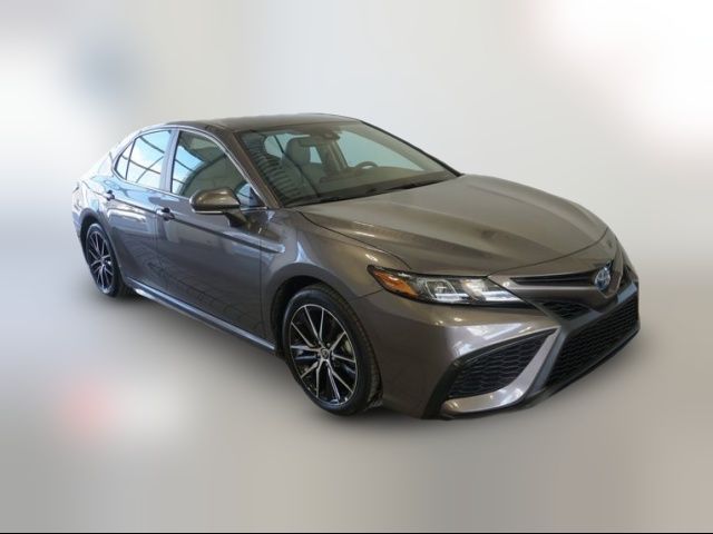 2024 Toyota Camry Hybrid SE