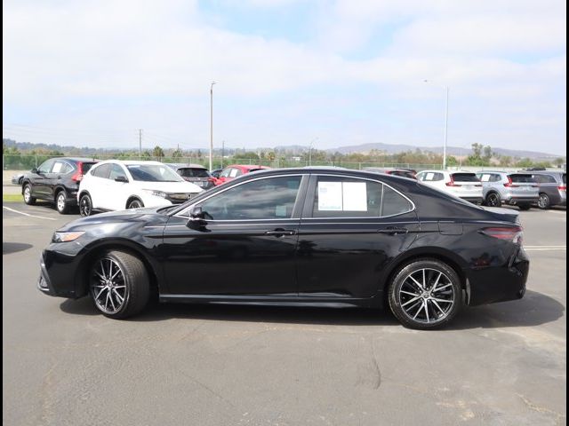 2024 Toyota Camry SE