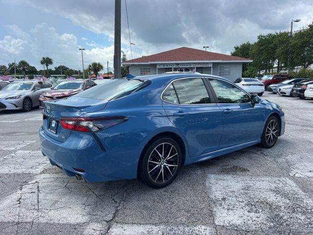 2024 Toyota Camry SE