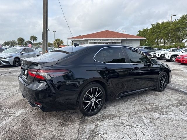 2024 Toyota Camry SE