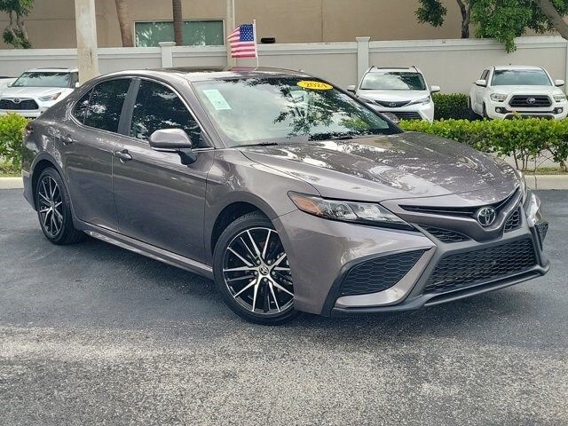 2024 Toyota Camry SE