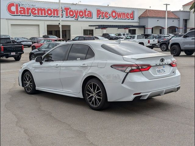 2024 Toyota Camry SE