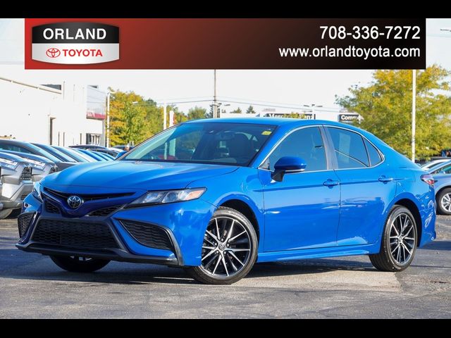 2024 Toyota Camry SE