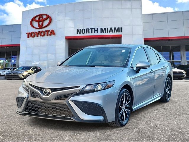 2024 Toyota Camry SE