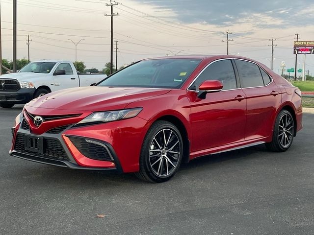 2024 Toyota Camry SE