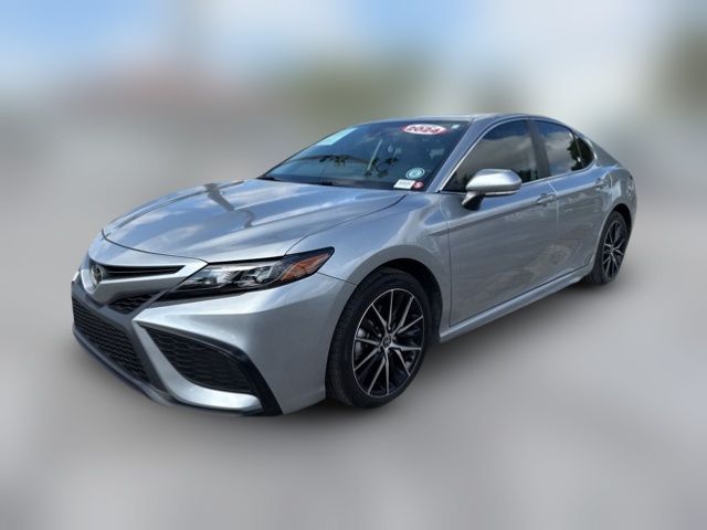 2024 Toyota Camry SE