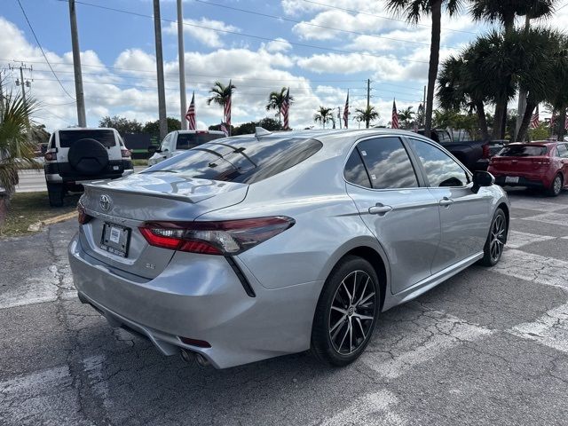 2024 Toyota Camry SE