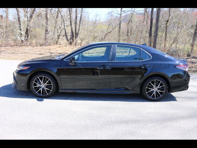 2024 Toyota Camry 